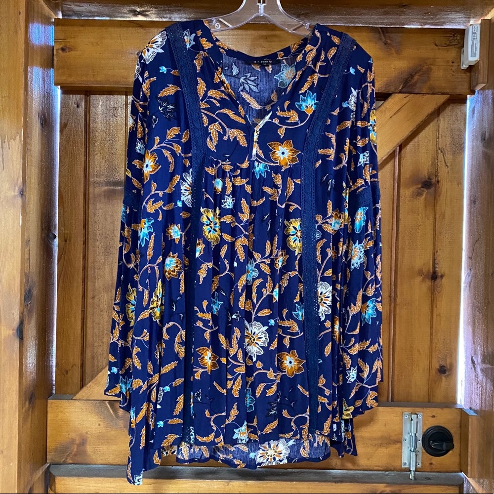 Oversized boho floral blouse with bell sleeves